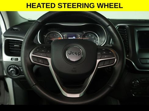 Used 2020 Jeep Cherokee Latitude Plus w/ Cold Weather Group AWD/4WD image 7
