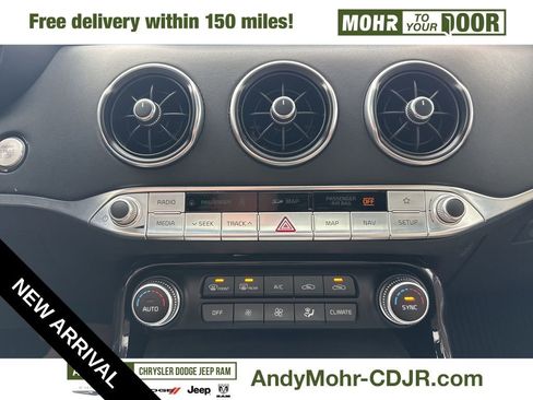 Used 2018 Kia Stinger GT2 image 18