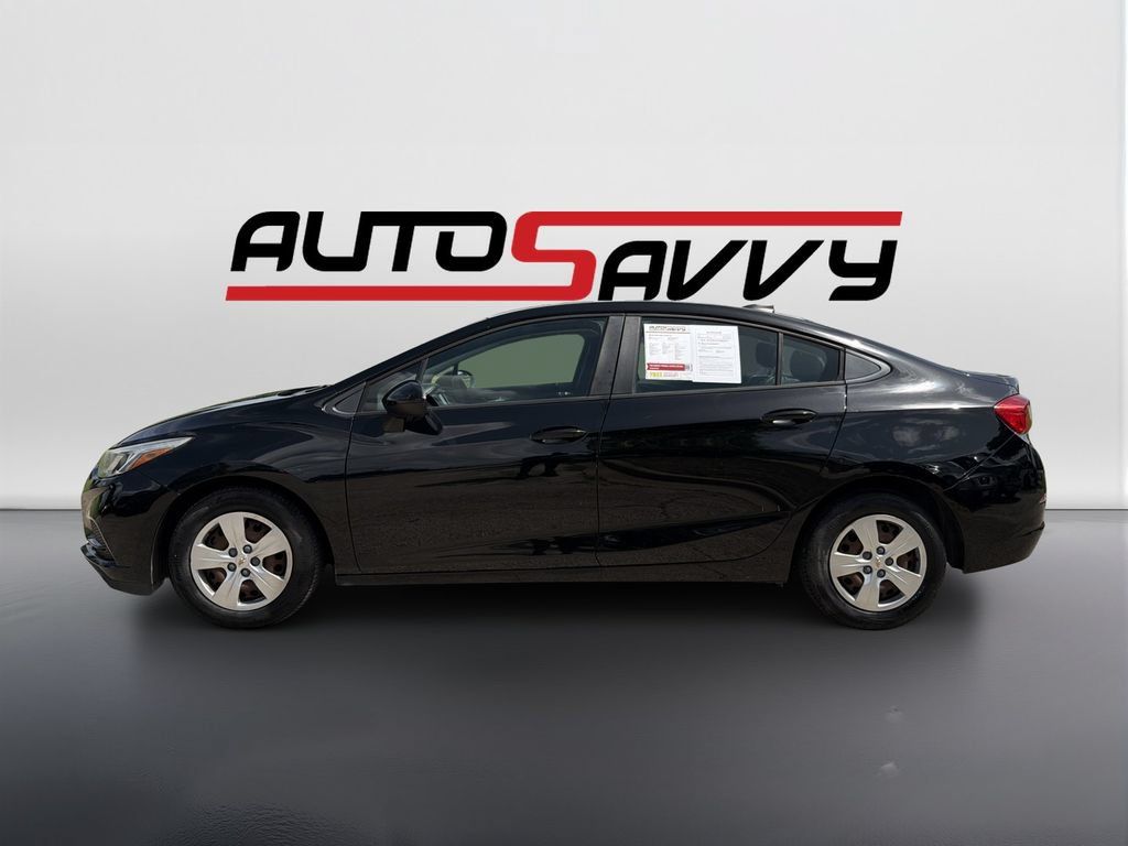 Used 2018 Chevrolet Cruze LS FWD image 8