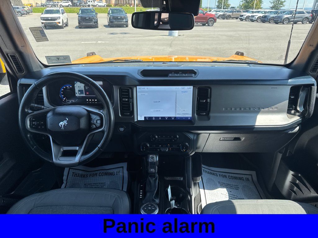 Used 2022 Ford Bronco Outer Banks AWD/4WD image 11