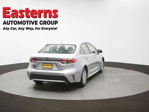 Used 2022 Toyota Corolla LE FWD image 38