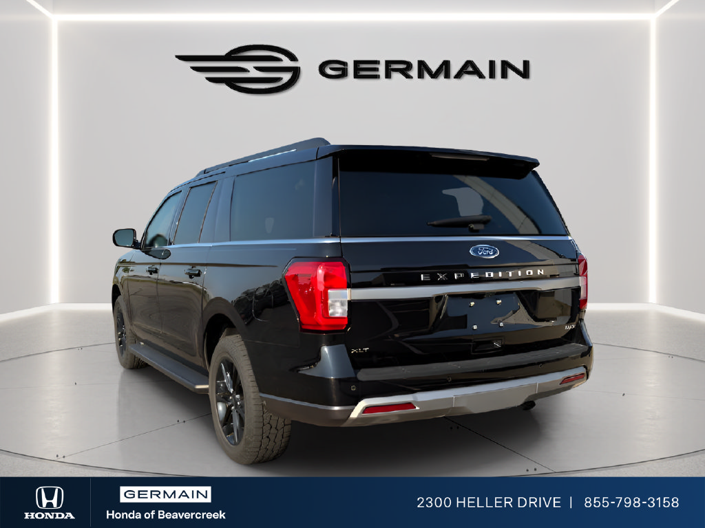 Used 2024 Ford Expedition Max XLT AWD/4WD image 3