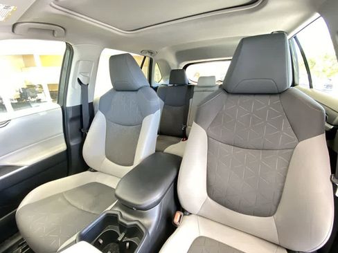 Used 2024 Toyota RAV4 XLE w/ Convenience Package AWD/4WD image 14