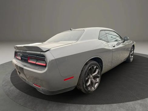 Used 2018 Dodge Challenger SXT Plus RWD image 5