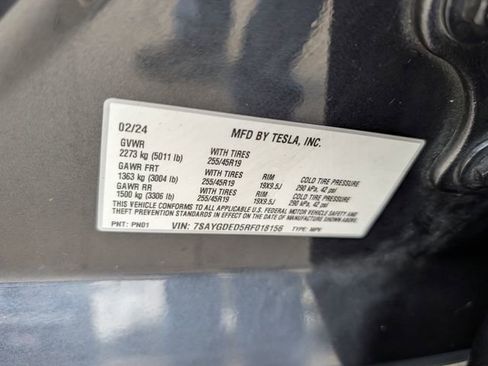 Used 2024 Tesla Model Y Long Range image 35