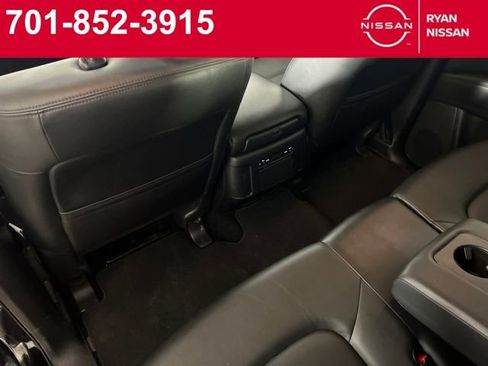 Certified 2024 Nissan Armada SV image 25