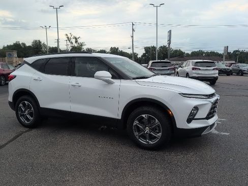 Used 2024 Chevrolet Blazer LT w/ Convenience Package FWD image 10