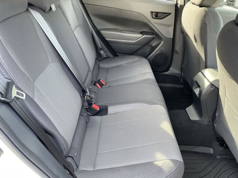 Used 2025 Subaru Crosstrek 2.0i Premium image 17