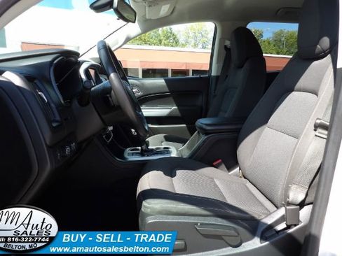 Used 2018 Chevrolet Colorado LT AWD/4WD image 16