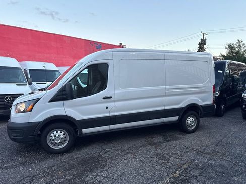 Used 2023 Ford Transit 250 Medium Roof AWD w/ Load Area Protection Package image 3