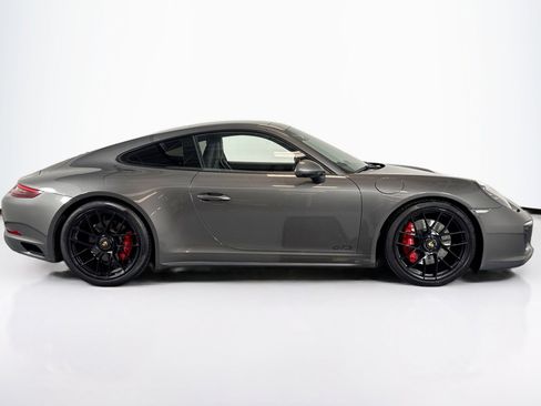 Used 2018 Porsche 911 Carrera GTS image 4