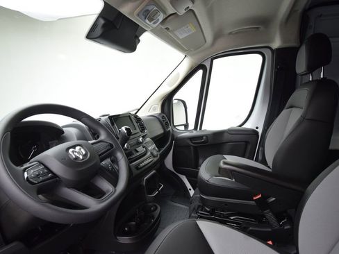 New 2026 RAM ProMaster 2500 w/ Power Group image 32