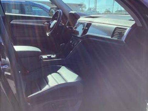Used 2023 Volkswagen Atlas SEL Premium AWD/4WD image 18