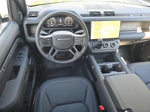 New 2026 Land Rover Defender 110 X-Dynamic SE AWD/4WD image 18