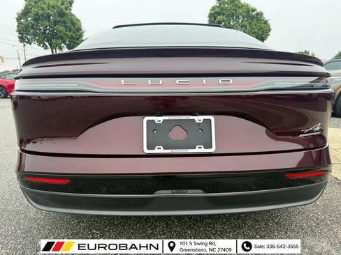 Used 2024 Lucid Air Touring AWD/4WD image 2