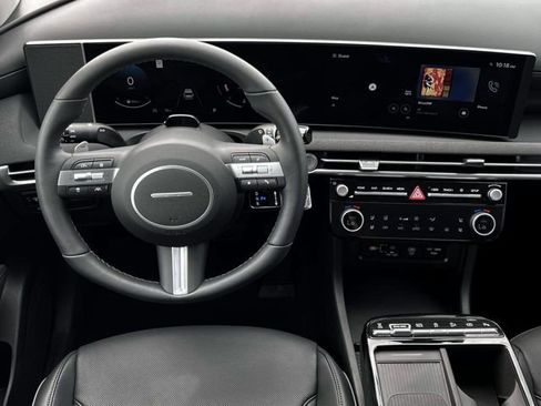 New 2026 Hyundai Tucson Limited image 17