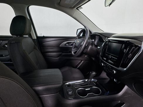 Used 2018 Chevrolet Traverse LS FWD image 28