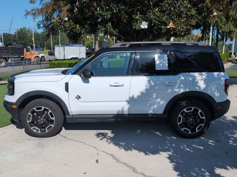 Used 2022 Ford Bronco Sport Outer Banks w/ Tech Package AWD/4WD image 7