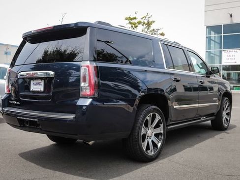 Used 2018 GMC Yukon XL Denali w/ Open Road Package AWD/4WD image 9