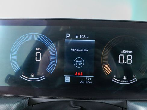 Used 2025 Hyundai Sonata SEL FWD image 15