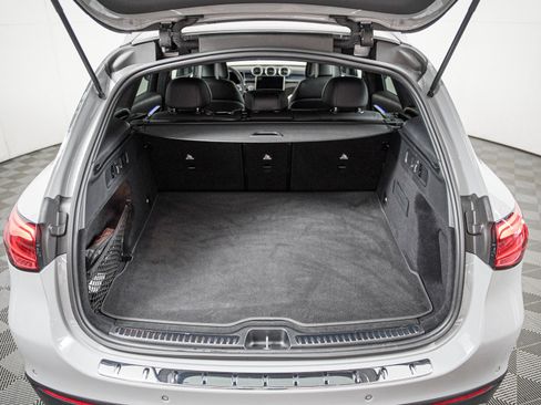 Certified 2026 Mercedes-Benz GLC 300 image 8