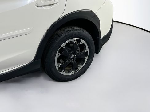Used 2023 Subaru Crosstrek 2.0i Premium image 29
