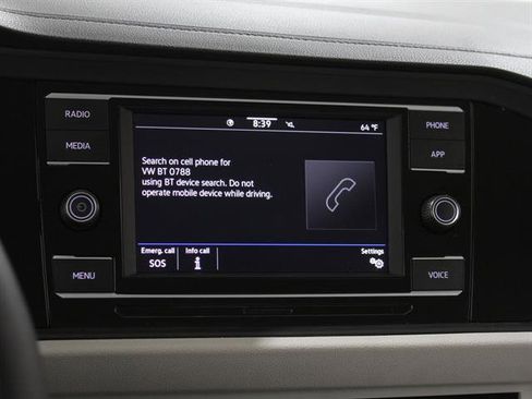 Certified 2023 Volkswagen Jetta SE image 11