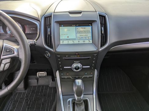 Used 2018 Ford Edge Sport w/ Equipment Group 401A image 17