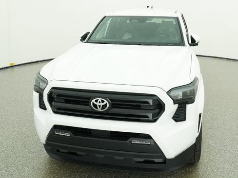New 2026 Toyota Tacoma SR5 AWD/4WD image 15