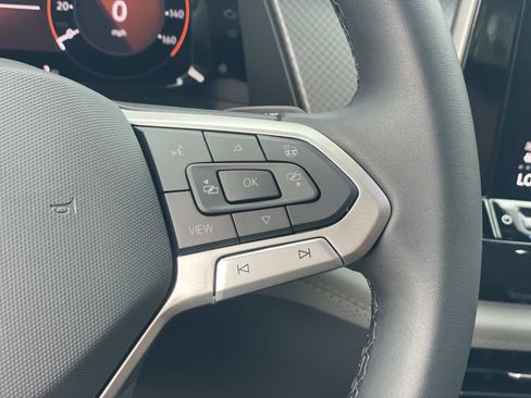 New 2026 Volkswagen Atlas Peak Edition image 9