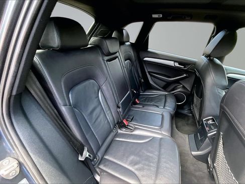 Used 2017 Audi Q5 2.0T Premium Plus w/ Technology Package AWD/4WD image 14