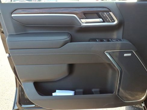 New 2026 GMC Sierra 2500 SLT w/ SLT Convenience Package image 22