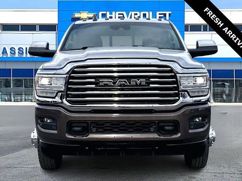 Used 2019 RAM 3500 Limited w/ Max Tow Package image 2