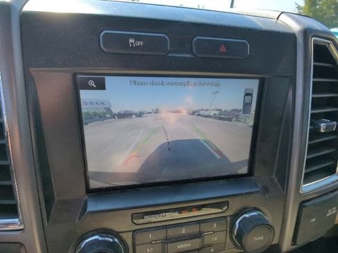 Used 2015 Ford F150 XLT w/ Equipment Group 302A Luxury AWD/4WD image 30