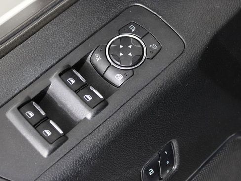 Used 2018 Ford F150 Platinum w/ Equipment Group 701A Luxury AWD/4WD image 24