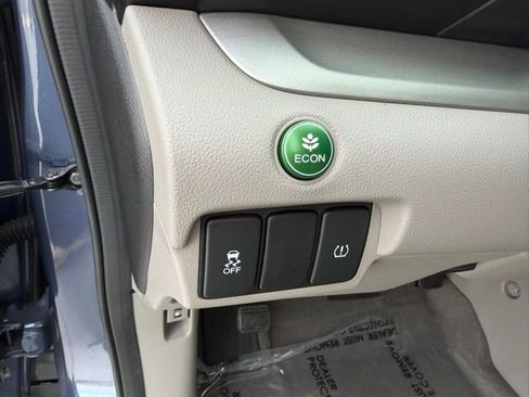 Used 2014 Honda CR-V LX image 18