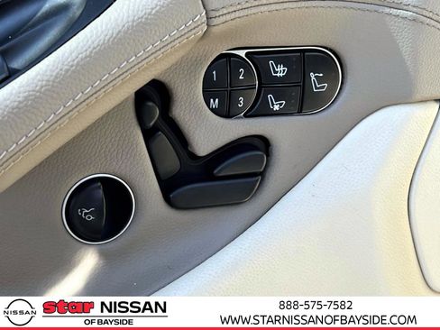 Used 2009 Mercedes-Benz SL 550 image 16