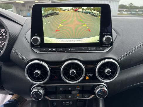 Used 2024 Nissan Sentra SV image 19