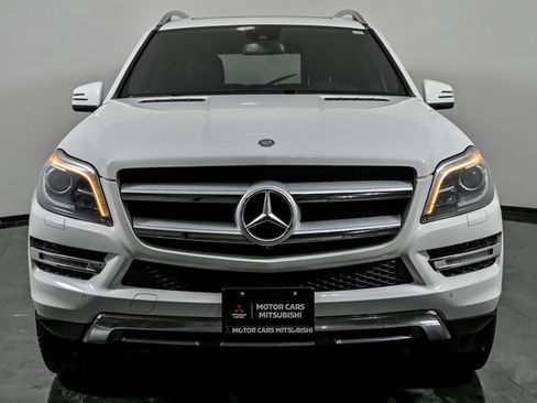 Used 2014 Mercedes-Benz GL 450 4MATIC w/ Lighting Package image 4
