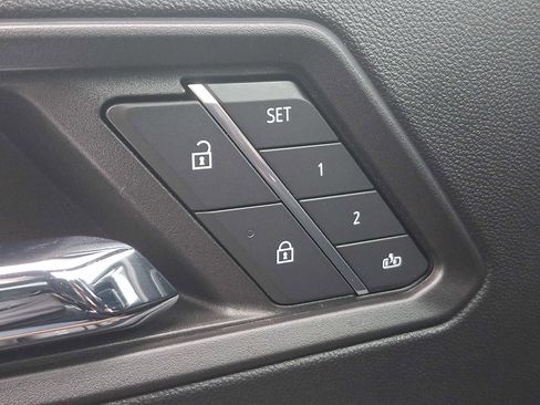 Certified 2023 GMC Canyon AT4 w/ AT4 Premium Package image 30