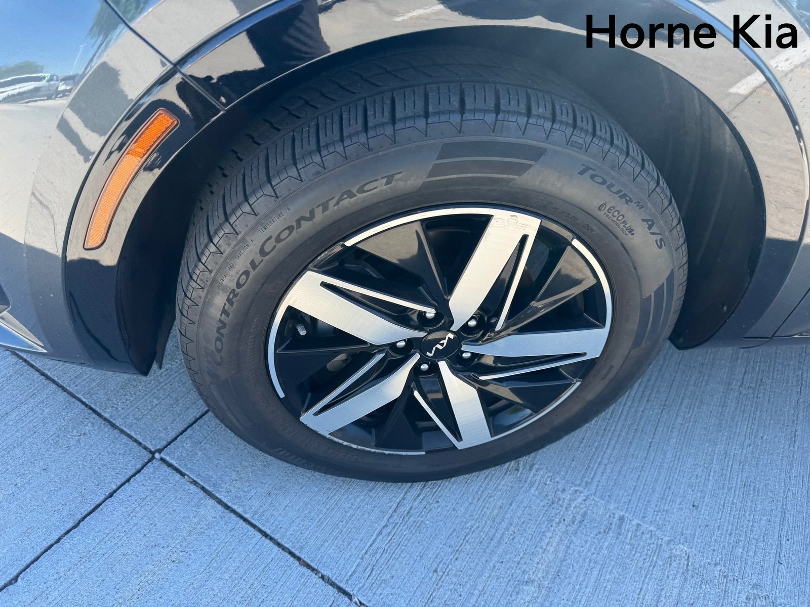 Certified 2022 Kia Sorento S FWD image 8