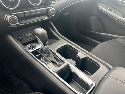 Used 2025 Nissan Sentra SV image 39