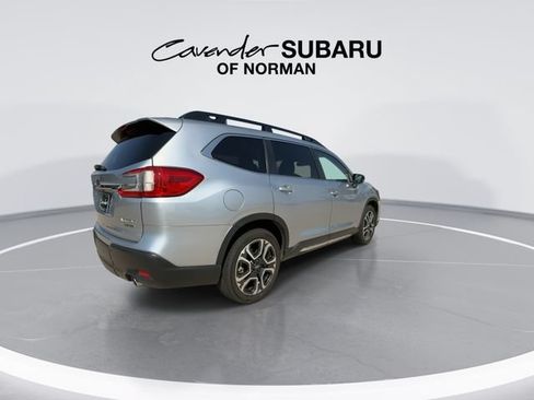 Used 2025 Subaru Ascent Limited AWD/4WD image 9