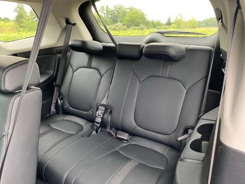 Used 2025 Honda Pilot EX-L image 14