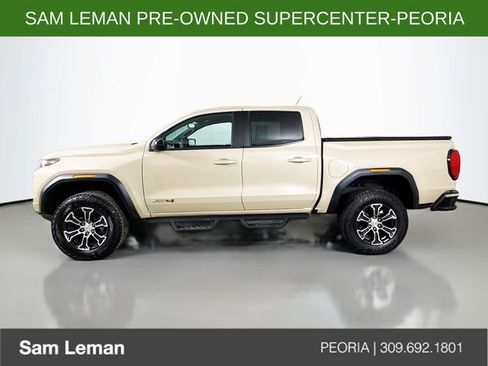 Used 2024 GMC Canyon AT4 image 4