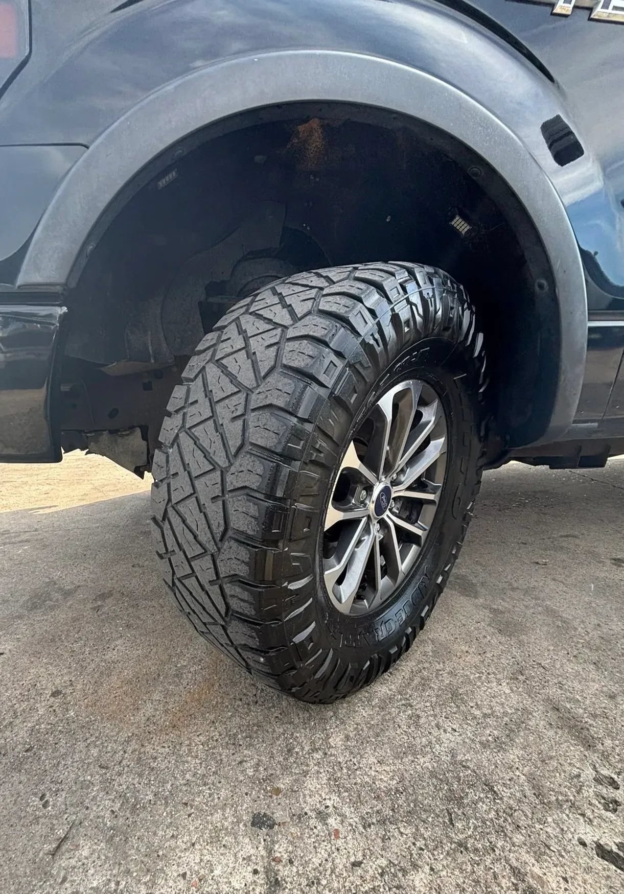 Used 2013 Ford F150 FX4 w/ Luxury Equipment Group AWD/4WD image 22
