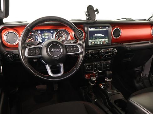 Used 2021 Jeep Gladiator Rubicon AWD/4WD image 2
