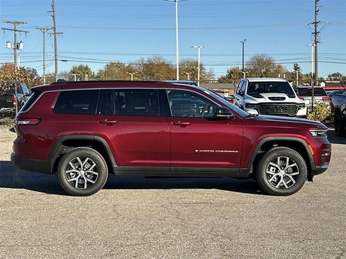New 2025 Jeep Grand Cherokee L Limited image 2
