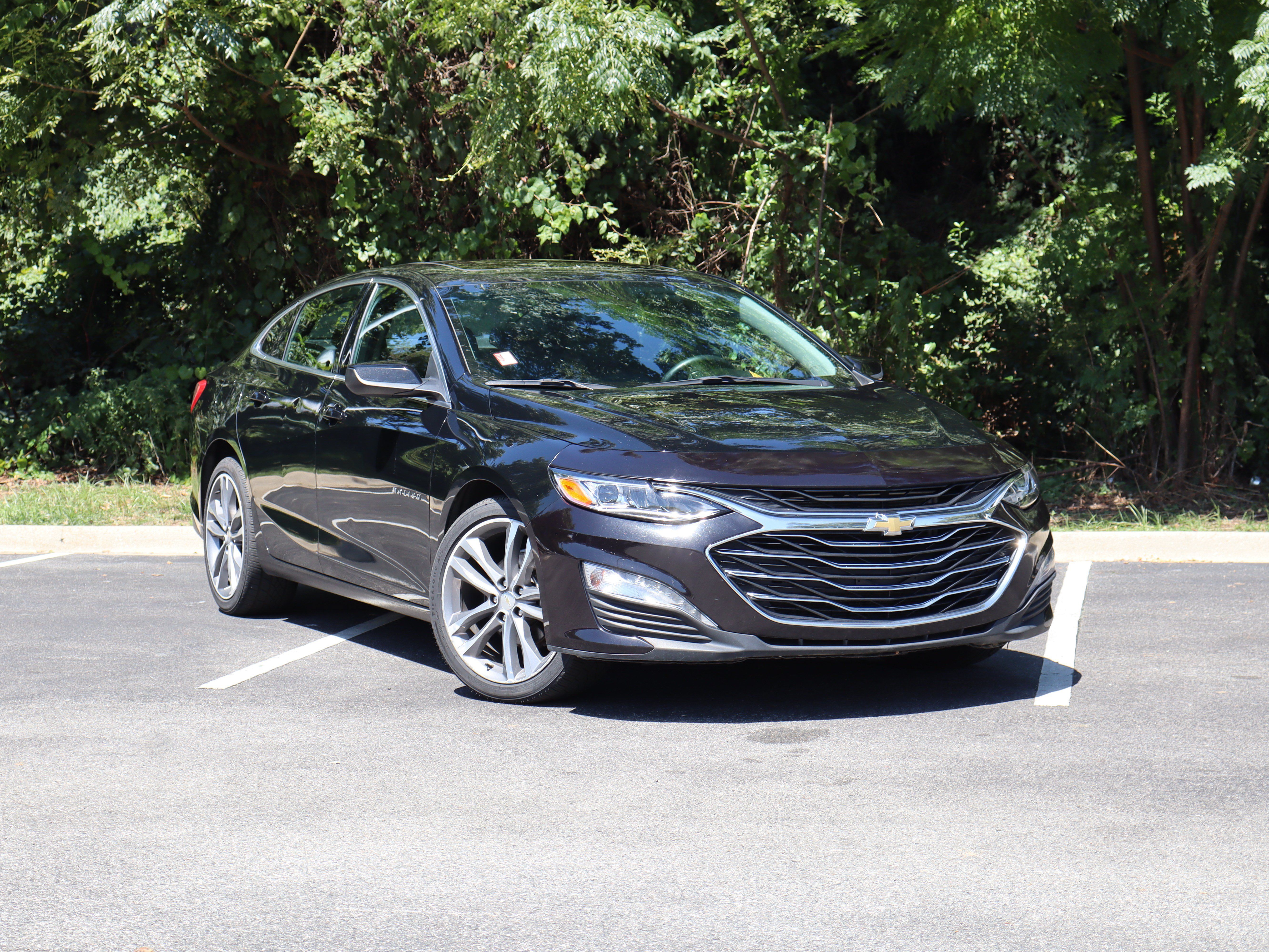 Used 2024 Chevrolet Malibu LT FWD image 2
