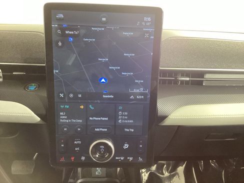 Used 2021 Ford Mustang Mach-E Premium image 28